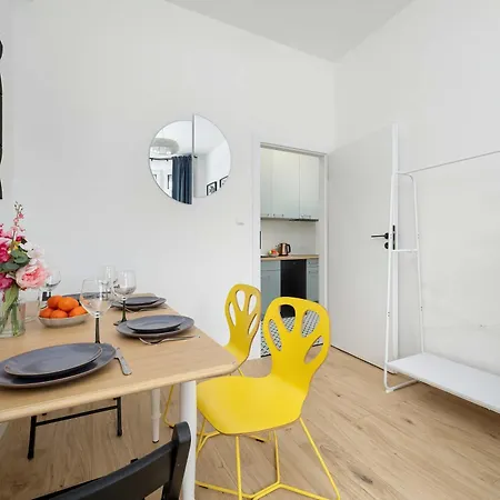 Comfortable For 4 Guests, Pet Friendly By Renters Διαμέρισμα Βρότσλαβ