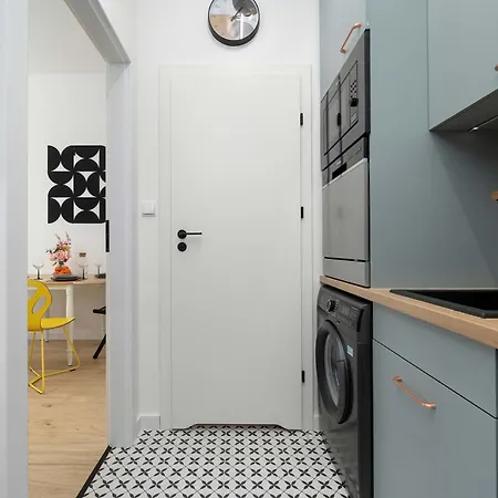 Comfortable For 4 Guests, Pet Friendly By Renters Διαμέρισμα