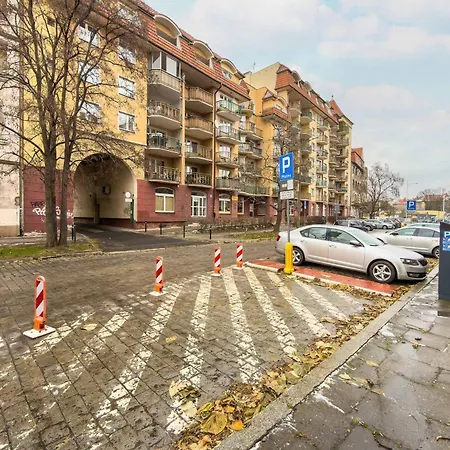 Апартаменты Comfortable For 4 Guests, Pet Friendly By Renters